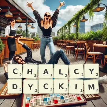 Kreatywna ilustracja do gry w Scrabble ze słowem CHALCYDYCKIM ułożonym z płytek na planszy.
